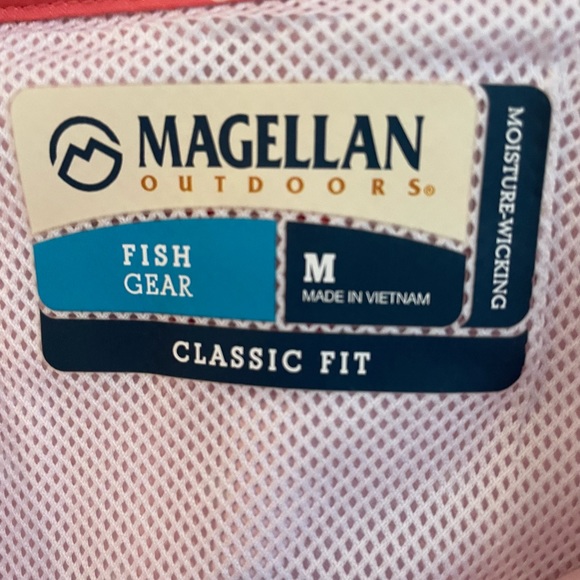 Magellan Outdoors Overcast Ladies Sleeveless Fishing Shirt, size Medium - Picture 3 of 5